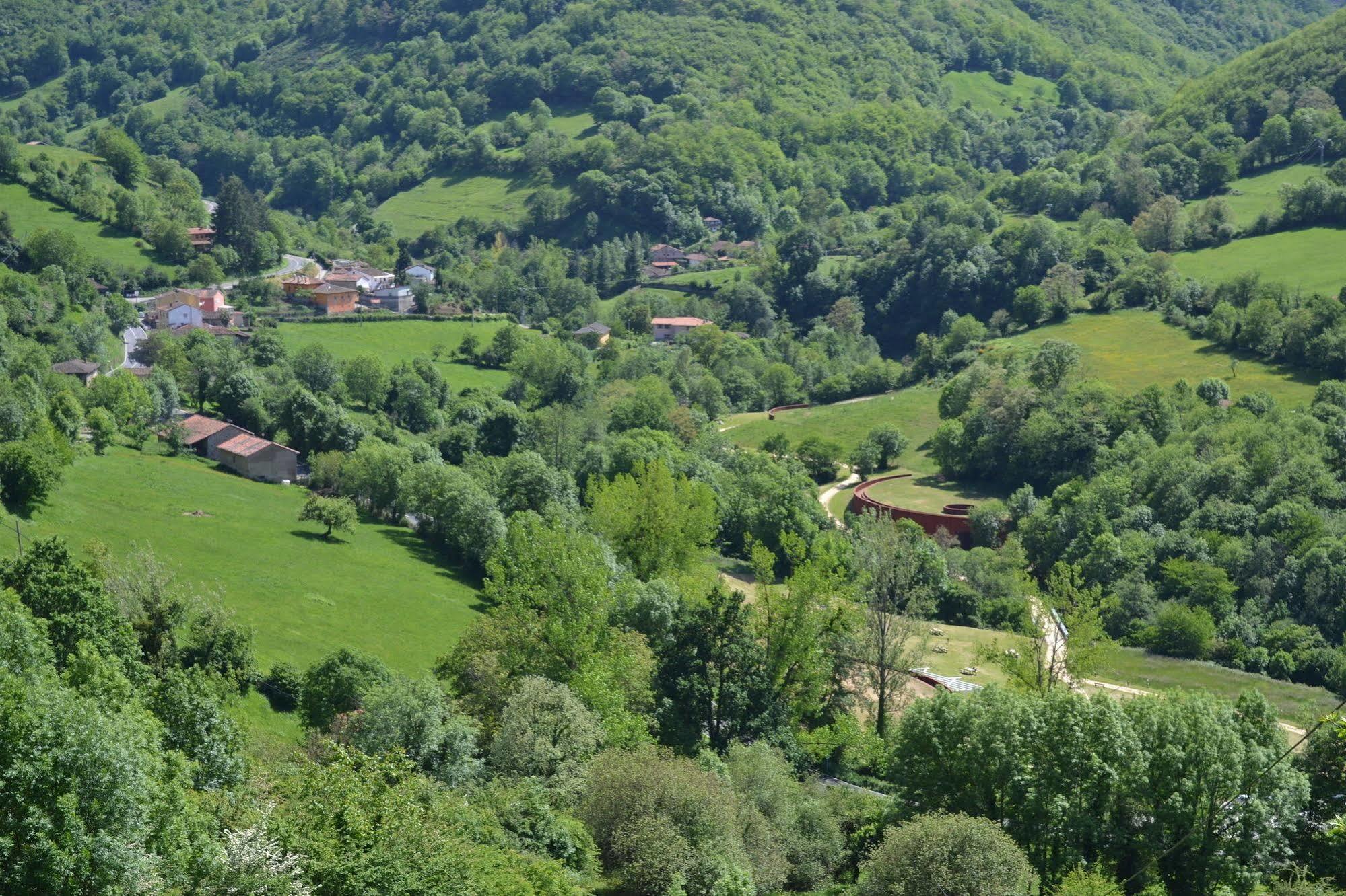 Alesga Hotel Rural - Valles Del Oso -Asturias Сан-Салвадор Экстерьер фото