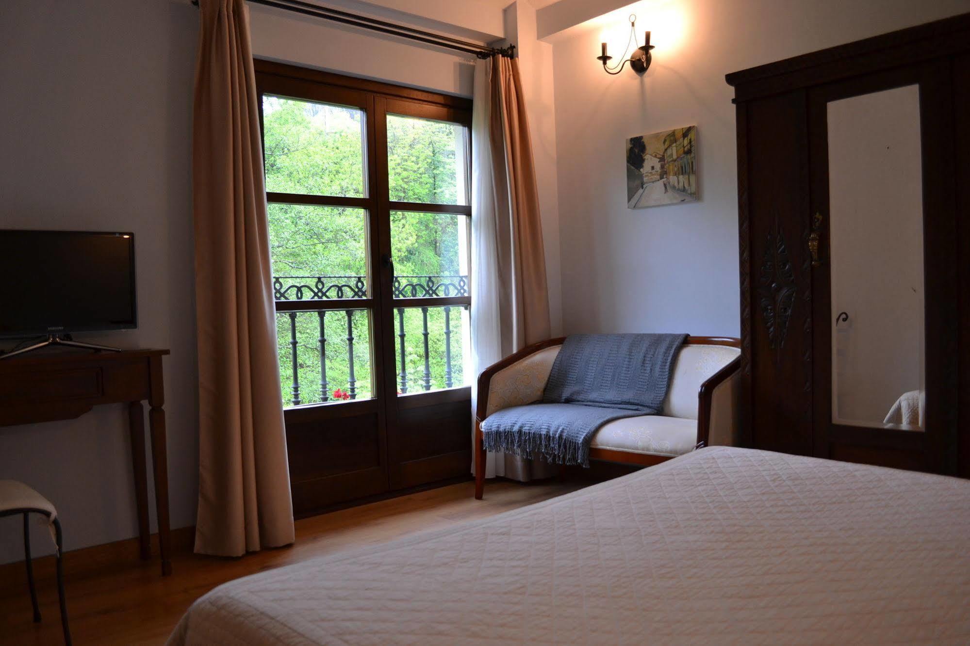 Alesga Hotel Rural - Valles Del Oso -Asturias Сан-Салвадор Экстерьер фото