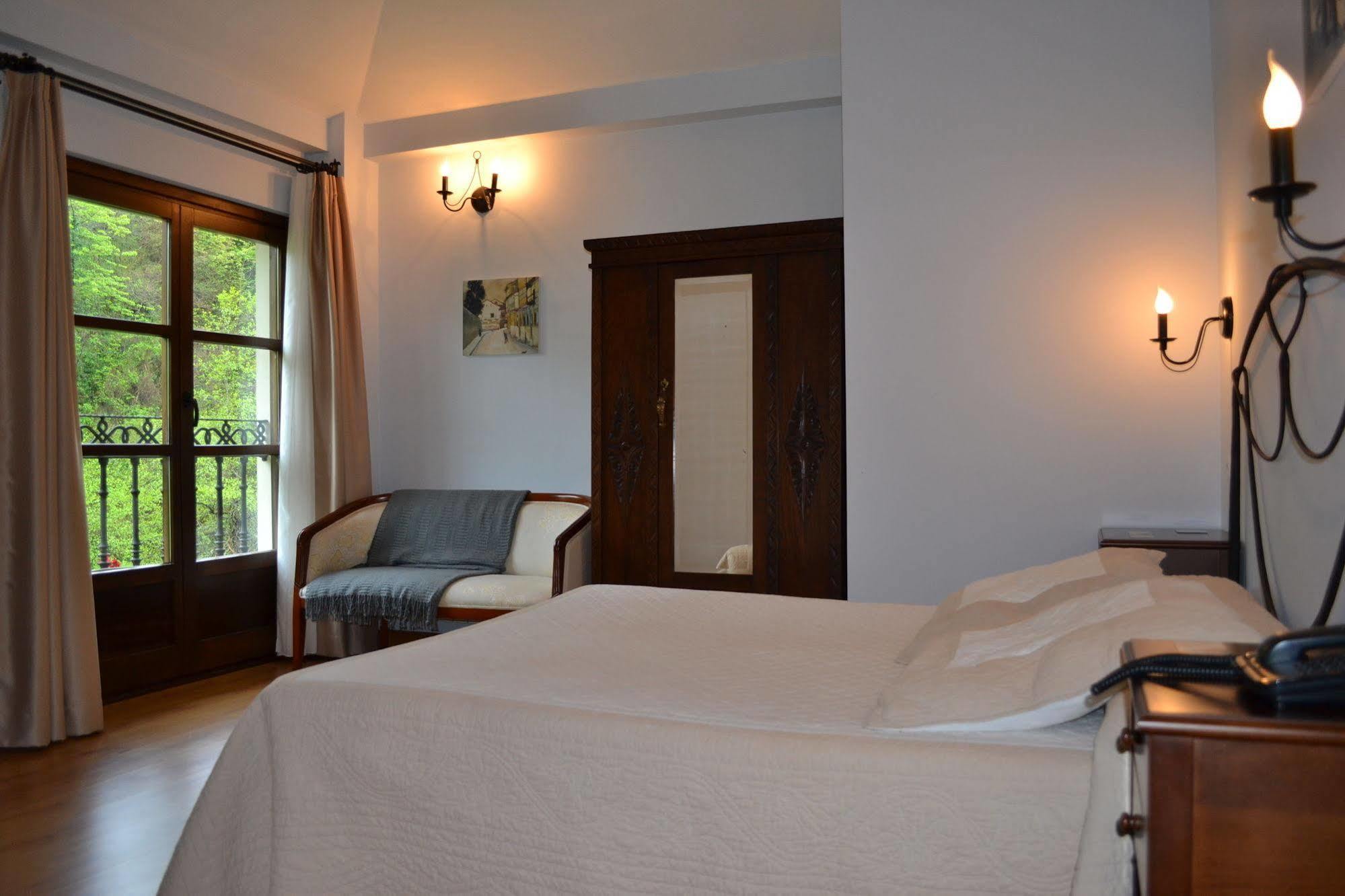 Alesga Hotel Rural - Valles Del Oso -Asturias Сан-Салвадор Экстерьер фото